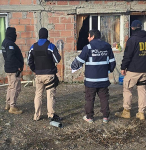 EFECTIVOS POLICIALES EFECTUARON ALLANAMIENTO EN CAUSA POR ROBO
