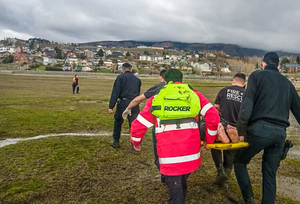 BOMBEROS RESCATARON A UNA ABUELA CON INTENCIONES DE SUICIDARSE